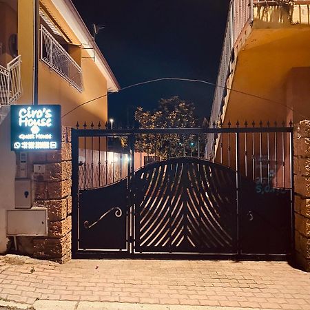 Affittacamere Ciro'S House Olbia Exteriör bild
